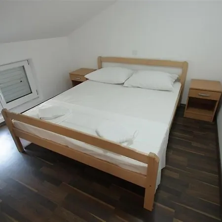 Appartamento In 5529 *